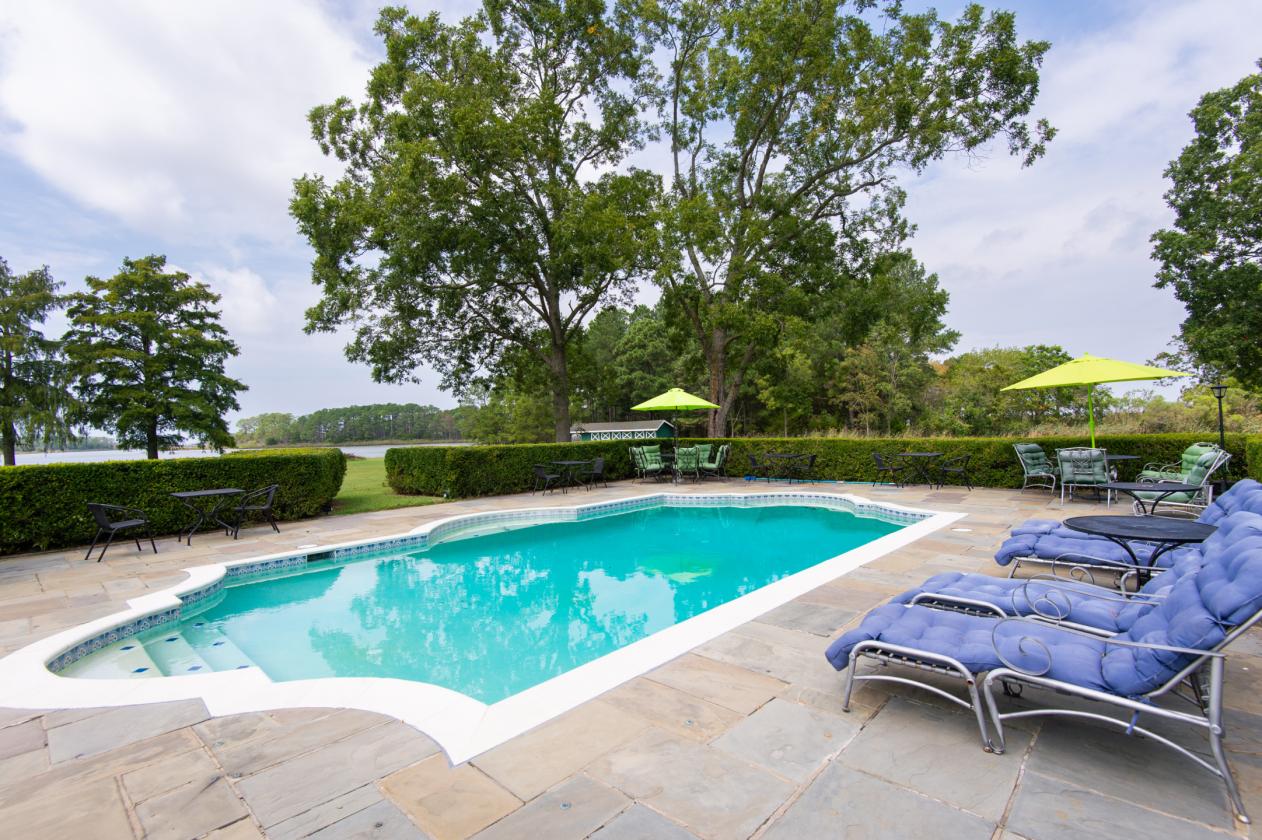 Waterfront Equestrain Luxury Estate - photo 22