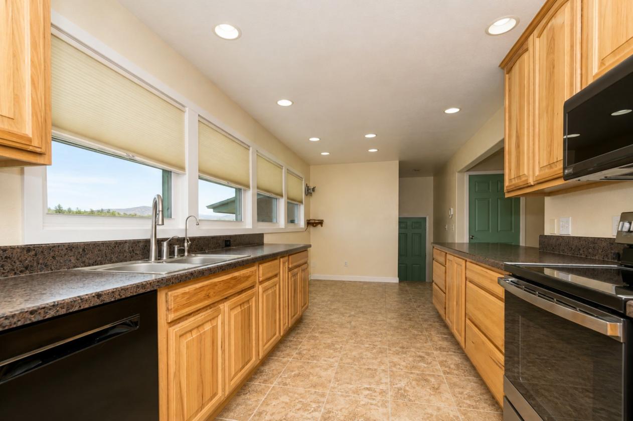53± Irrigated Acres & Home - photo 12