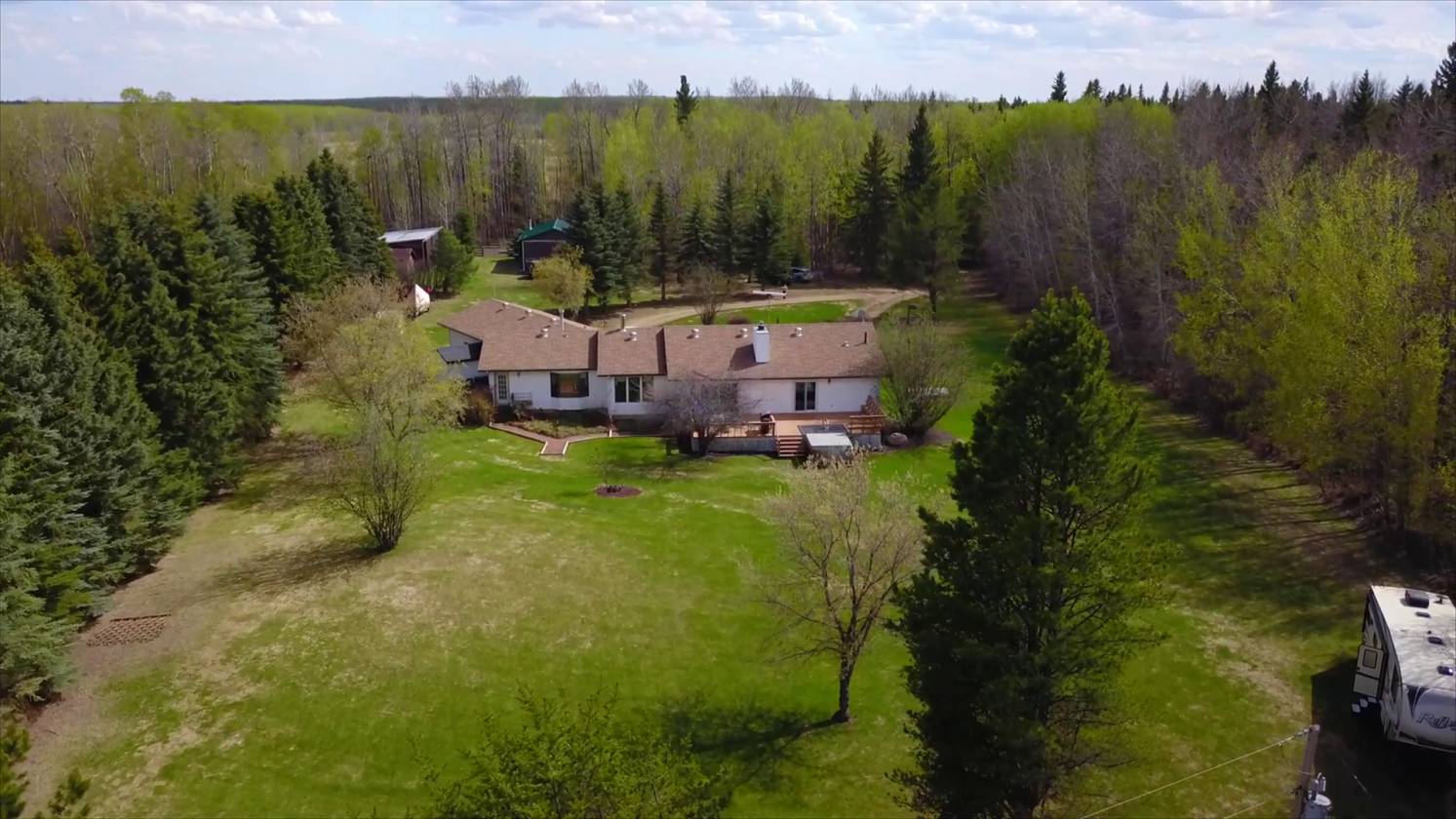Amazing 80 acre ranch near Tawatinaw Valley Tawatinaw, Division No
