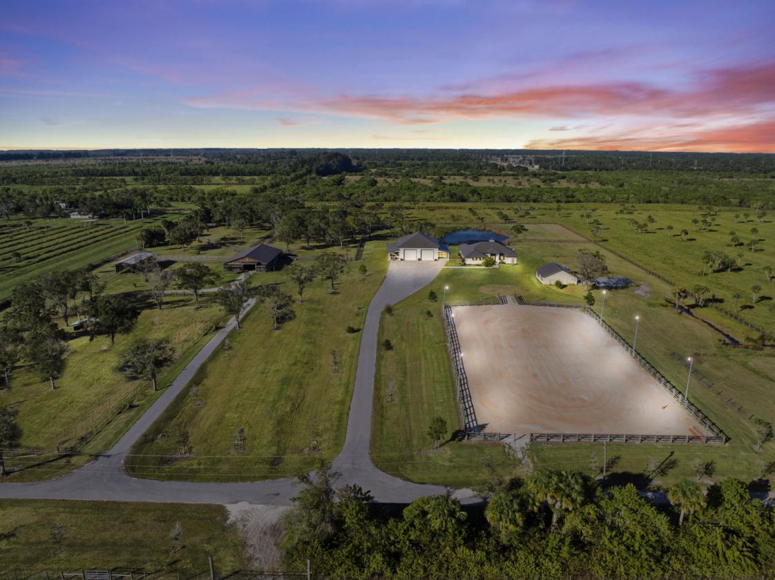 Perfect Location for all Equine Events - photo 2