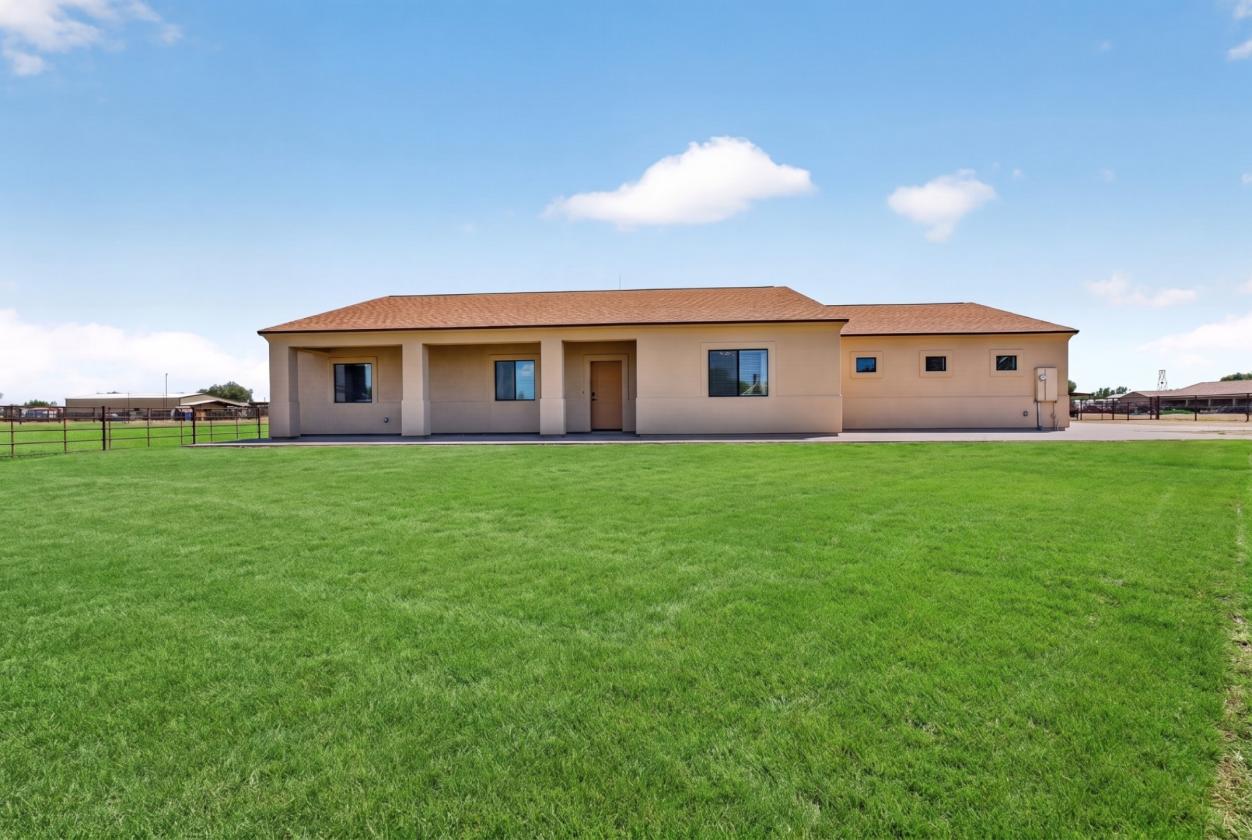 Newer Home and 3+ Acres of Irrigated Pasture - photo 10