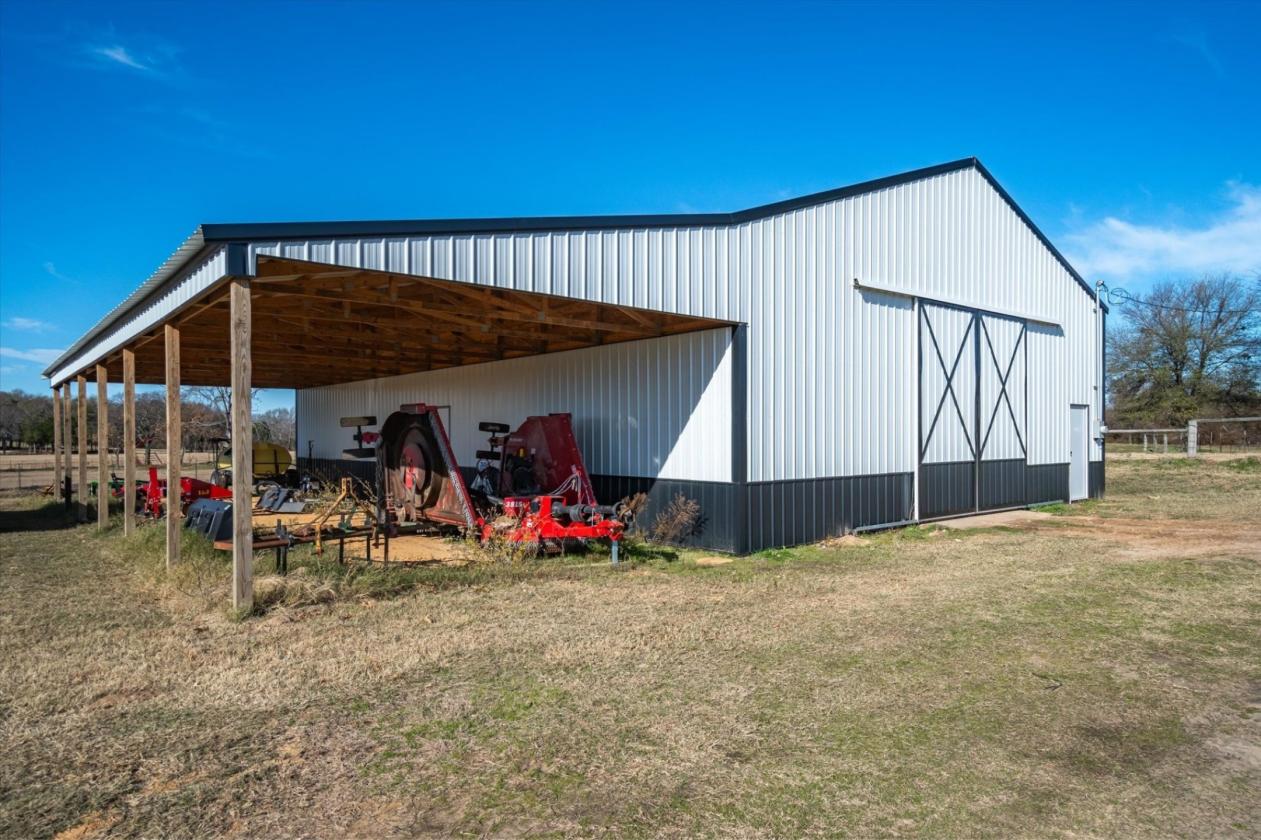 Turnkey Home with Barn and Shop - photo 24
