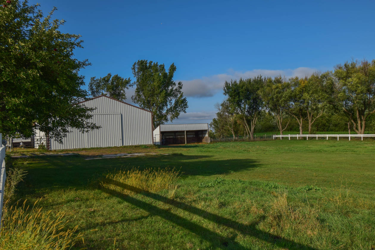 Horse Property for Sale with view Hartford, Minnehaha County