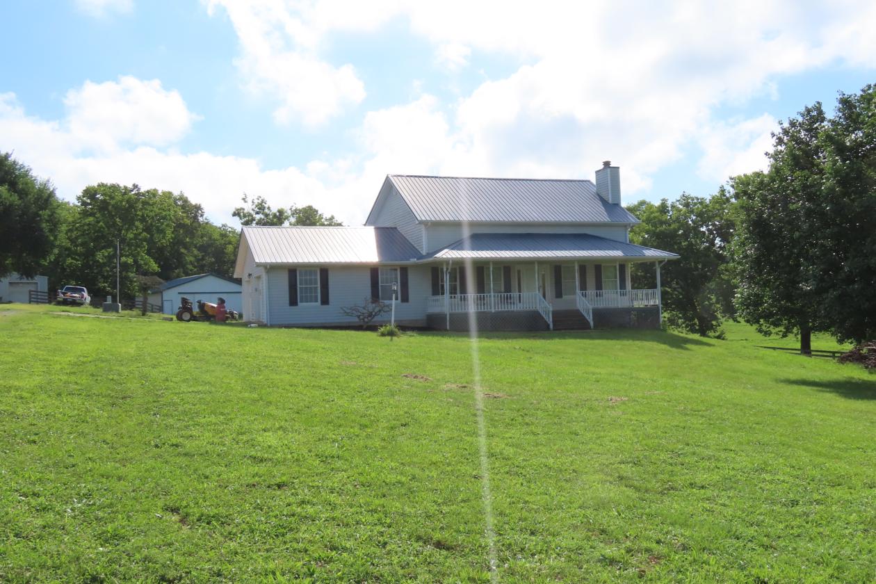 16 +/- acres Equestrian Property - photo 1