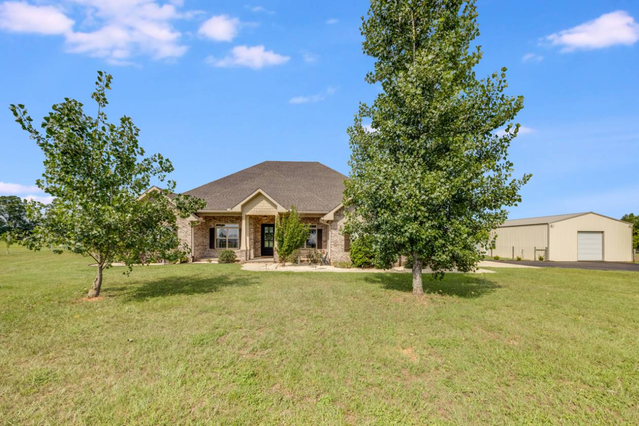 Horse Property for sale.