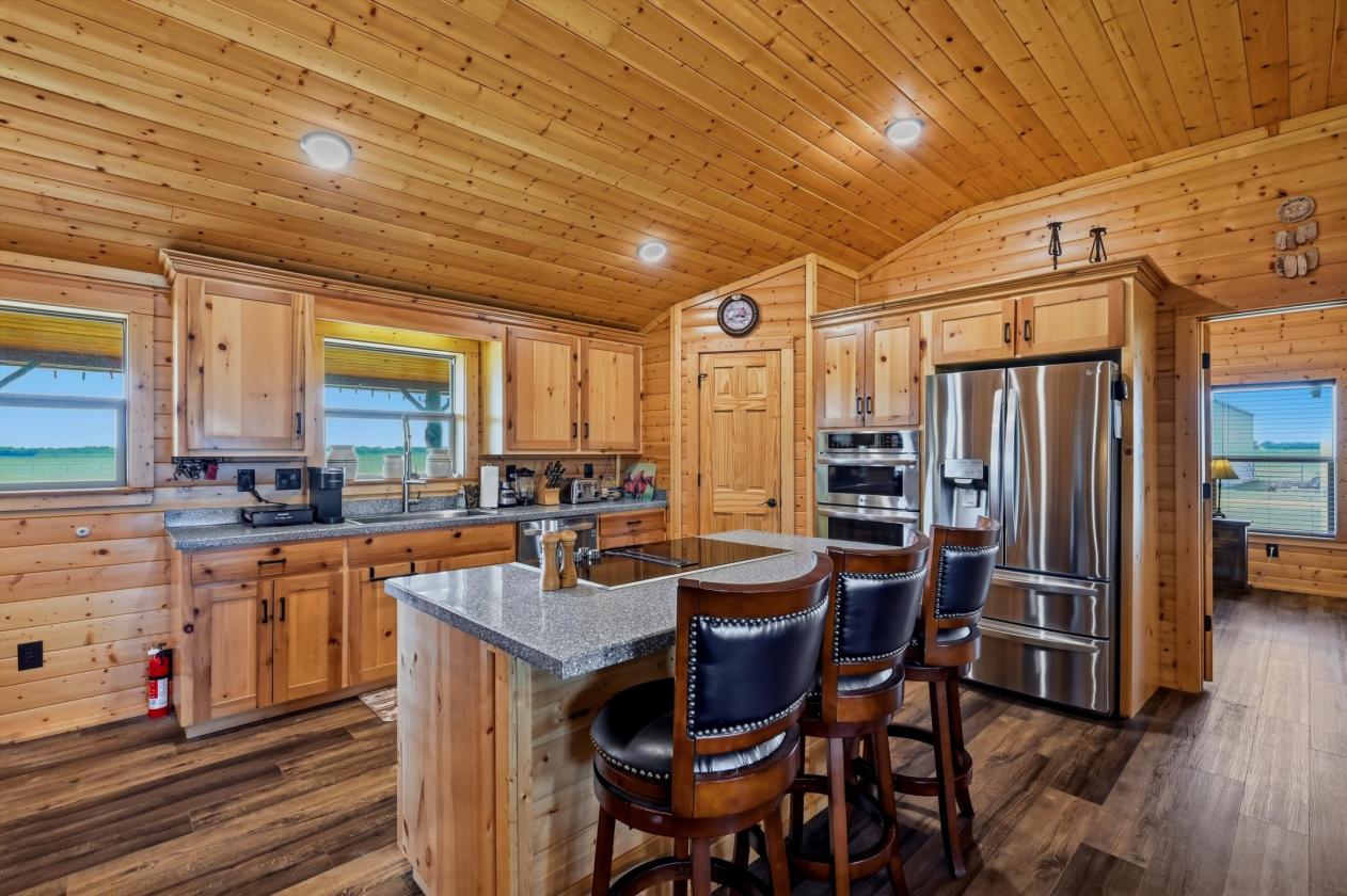 Unique Ranch. Unique Owner. Move-In Ready - photo 19