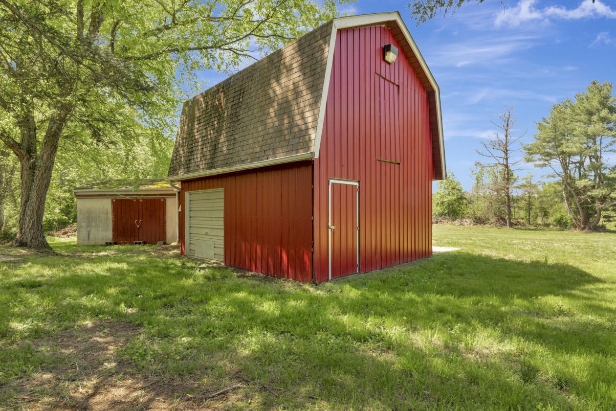24 Acre Horse Farm - photo 28