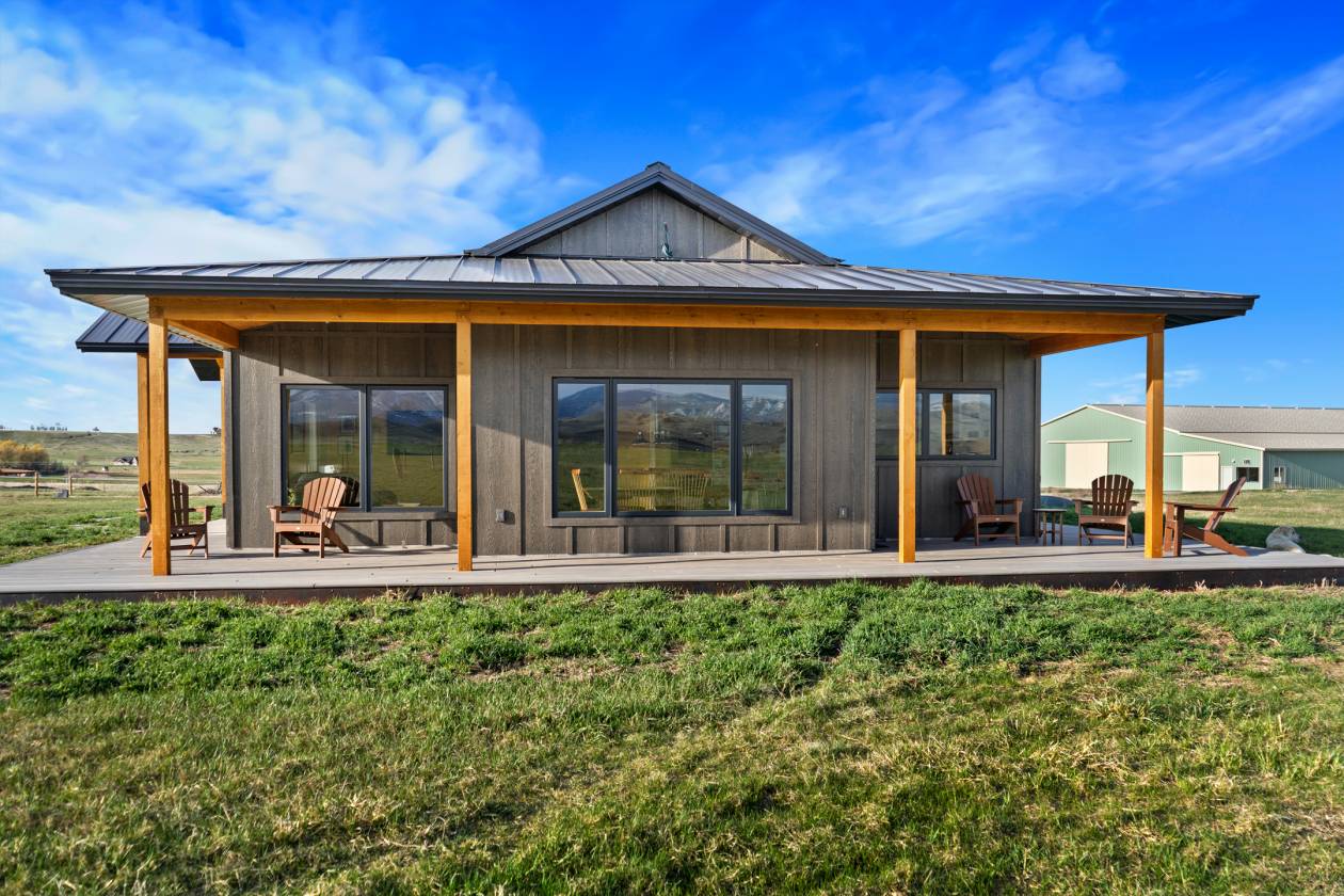 Horse Property for sale.