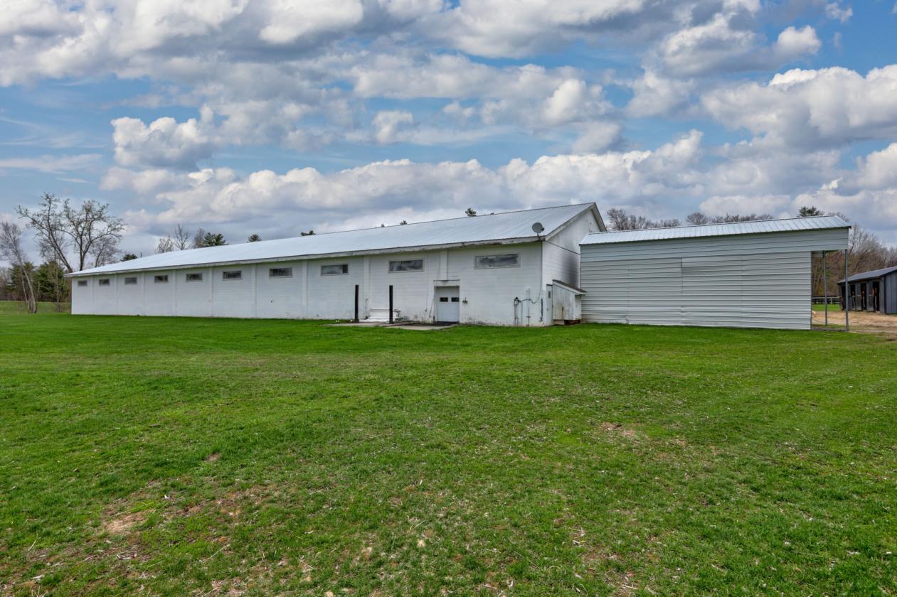 Incredible farm located 10 mins to Saratoga Spring - photo 4