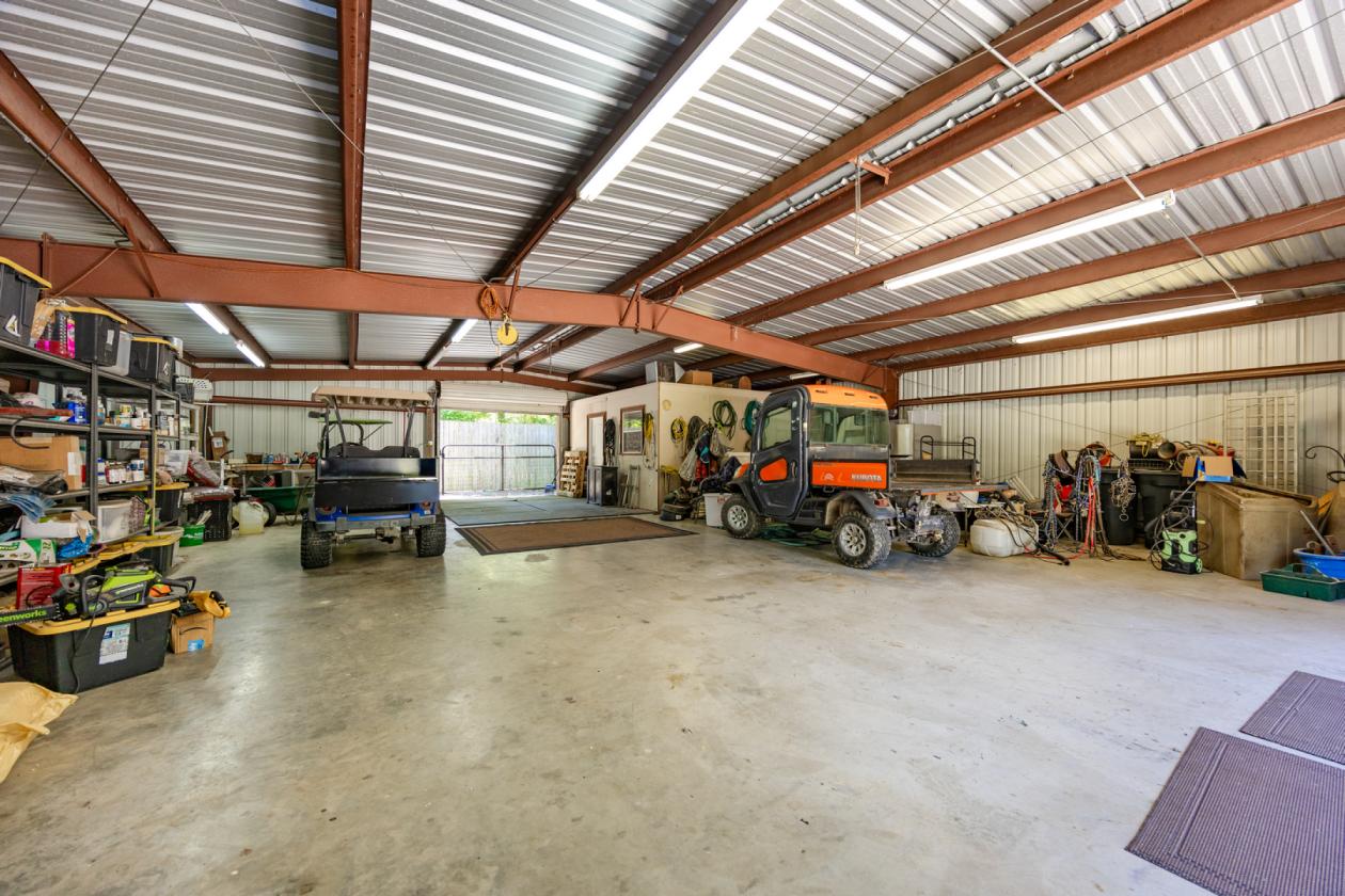 Equestrian Paradise - 5 Acres • Barn • Cross Fenced - photo 8
