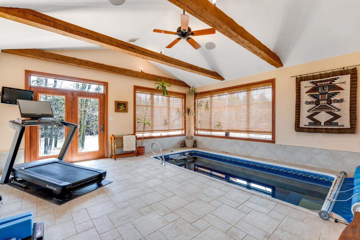 LUXURIOUS 195 ACRE EQUESTRIAN ESTATE - photo 15