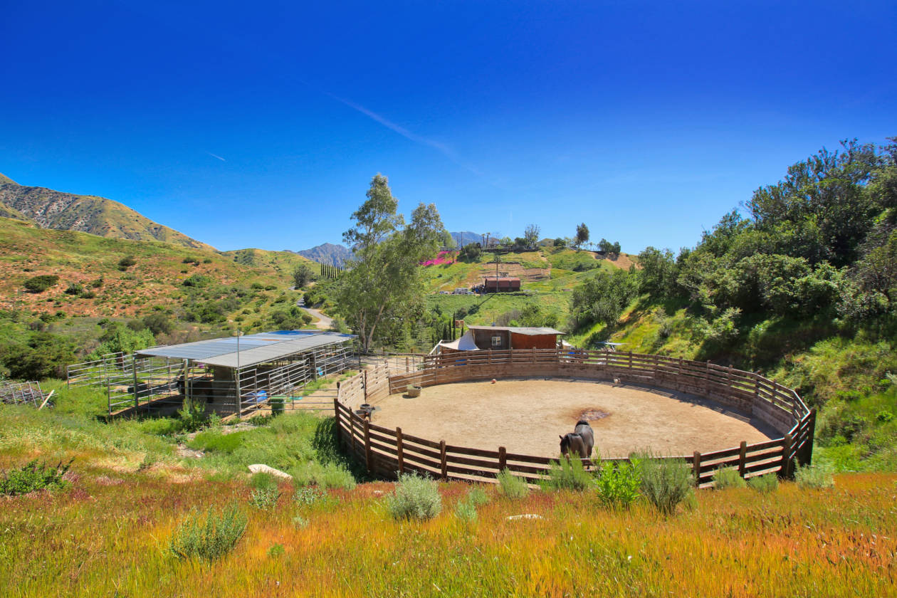 The Riverwood Ranch Horse Property Los Angeles, Los Angeles County, California
