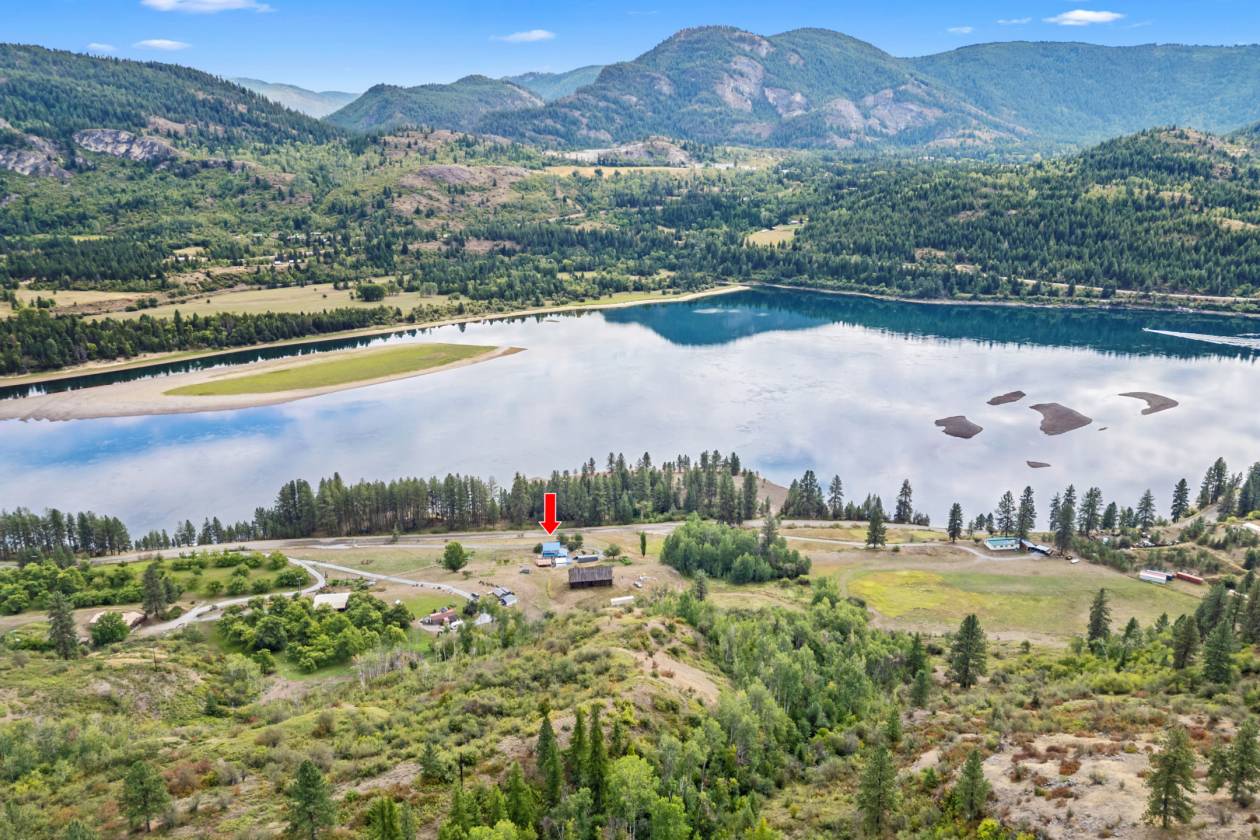 Columbia River views on 14 acres w/room for horses - photo 23