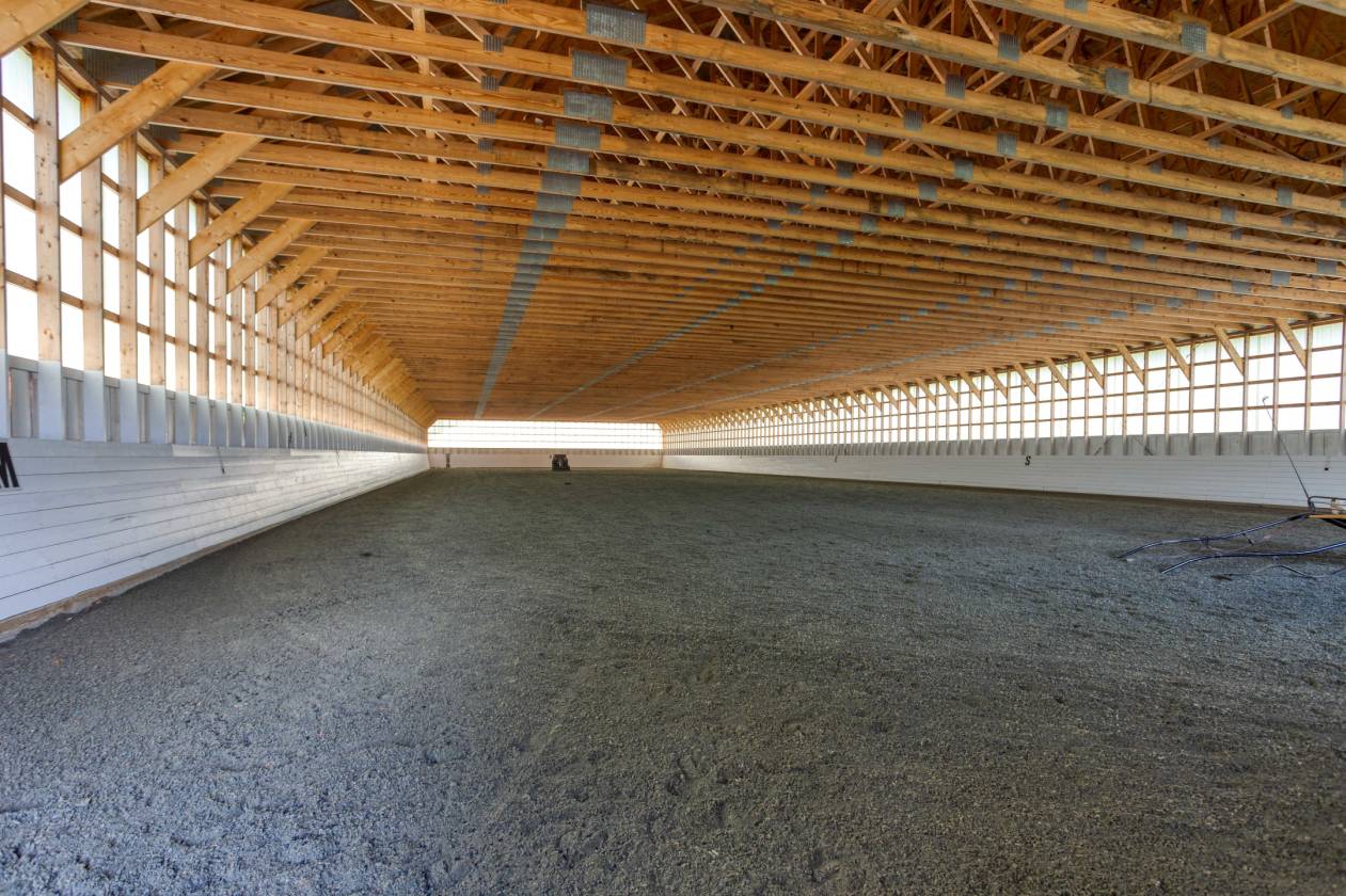 Luxury Equestrian Property with Indoor and two outdoor areas and