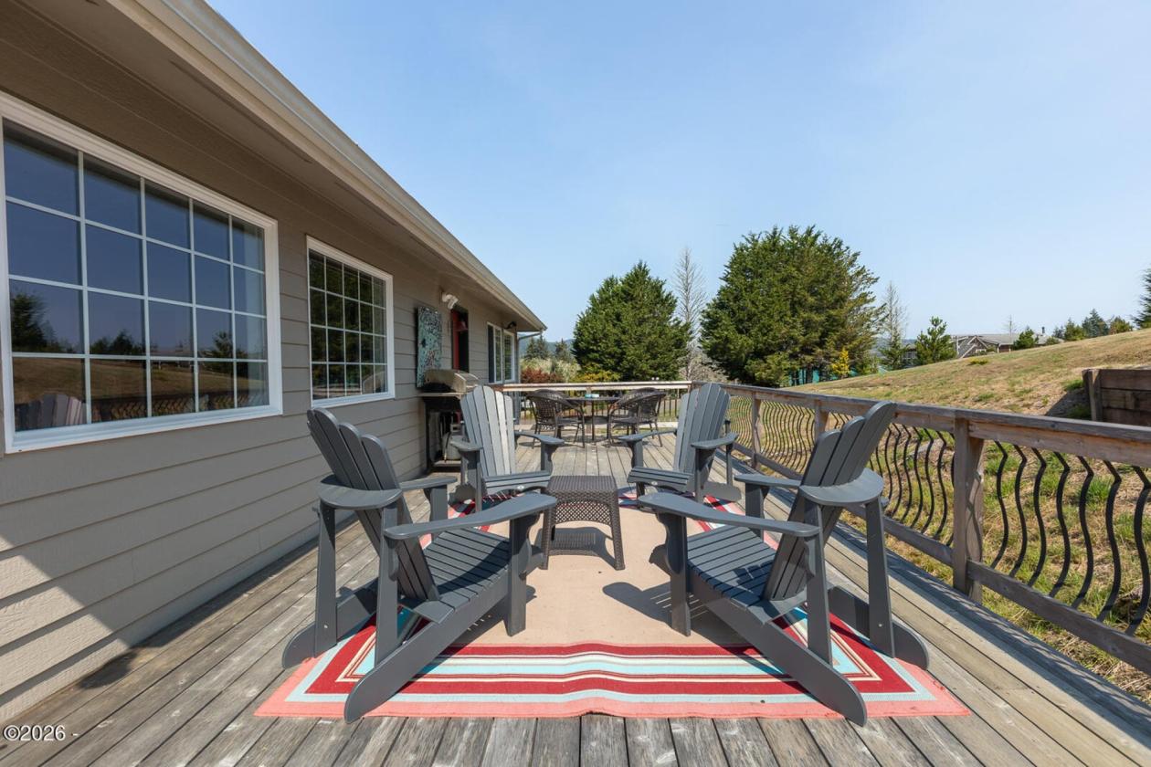 Exceptional Oregon Coast Estate - photo 26