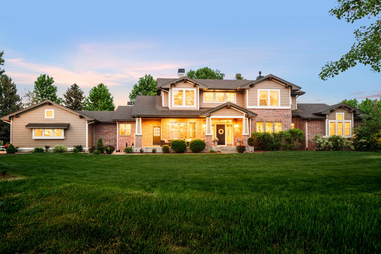 Horse Property for sale.