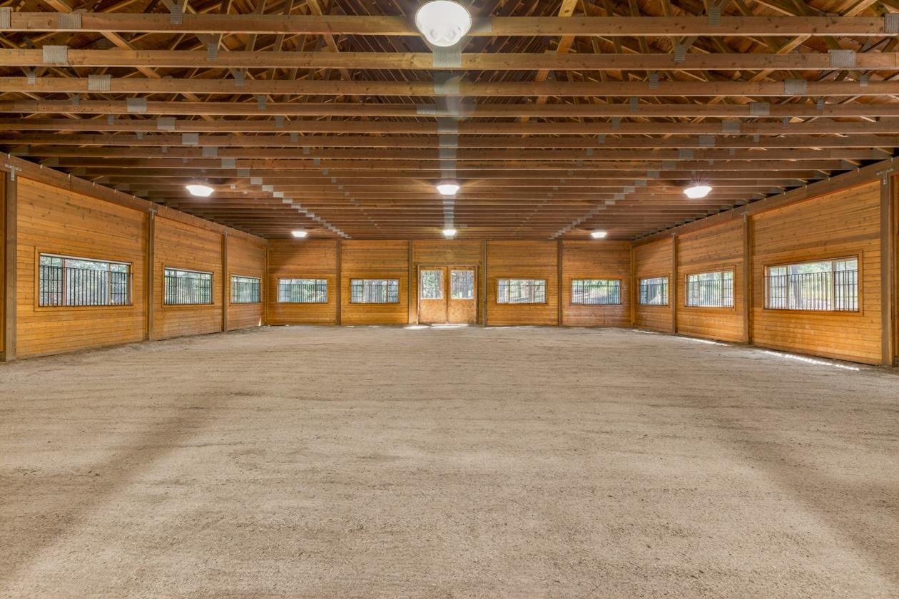 Luxury 25-acre Horse Property - photo 17