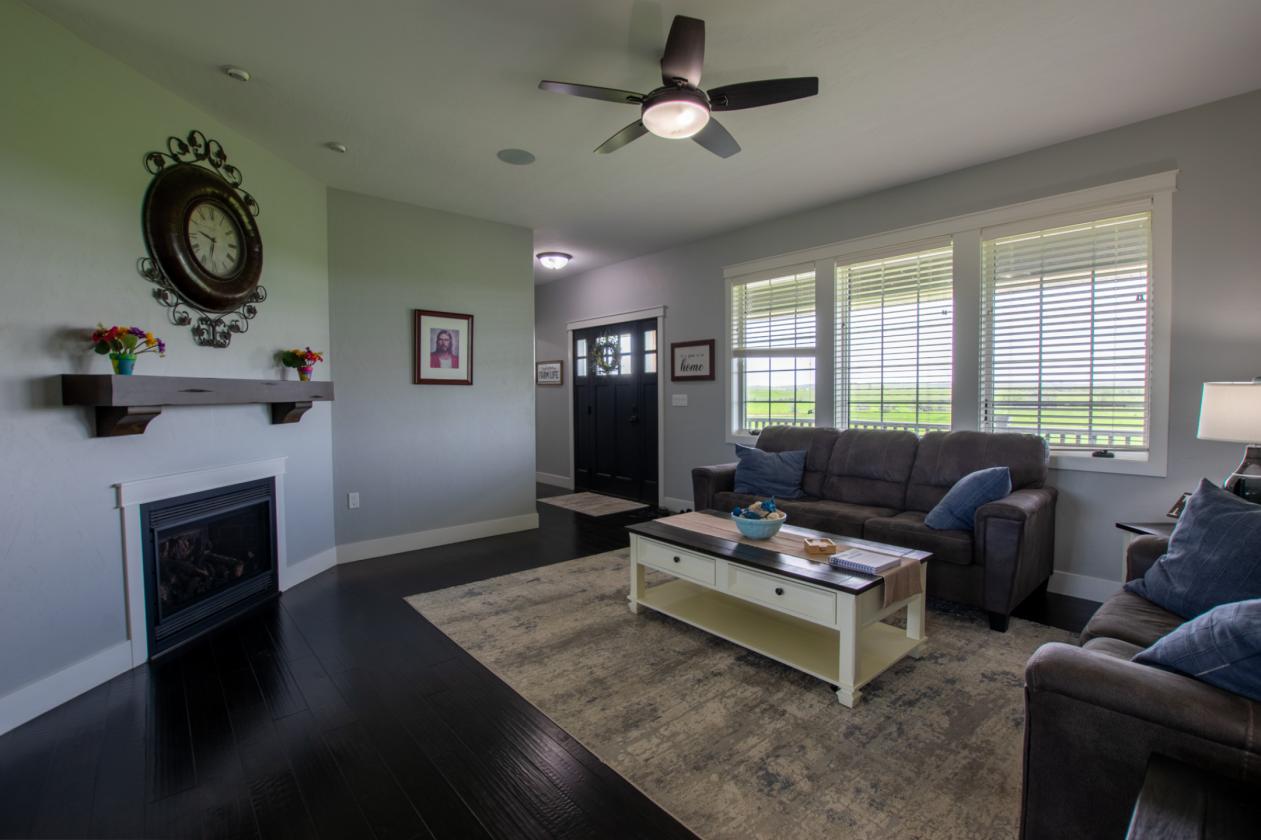 EXECUTIVE EQUESTRIAN ESTATE ON 36+ ACRES - photo 15