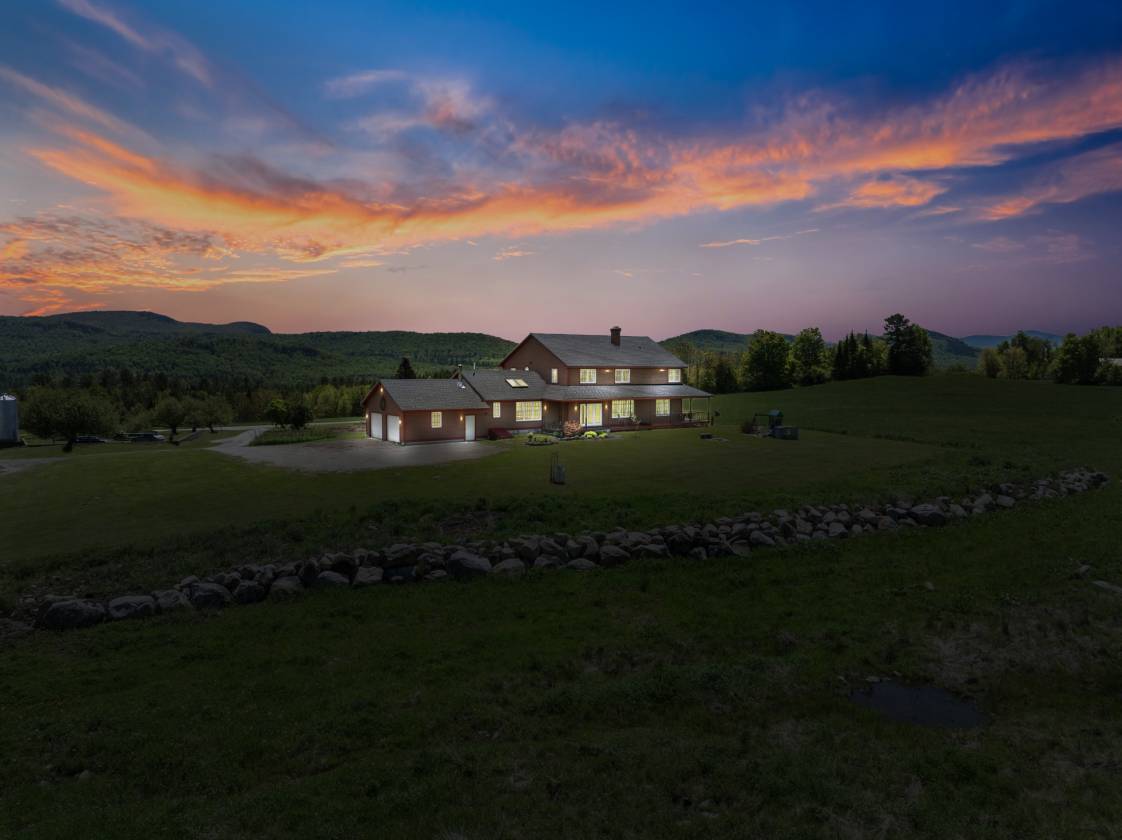 Horse Property for sale.