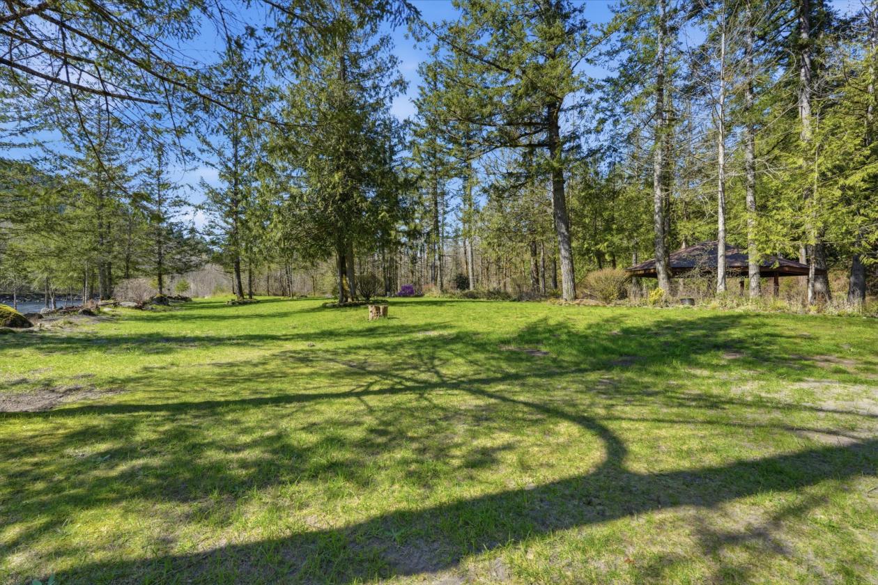 5 Acres on the Sandy River w/useable acreage! - photo 29