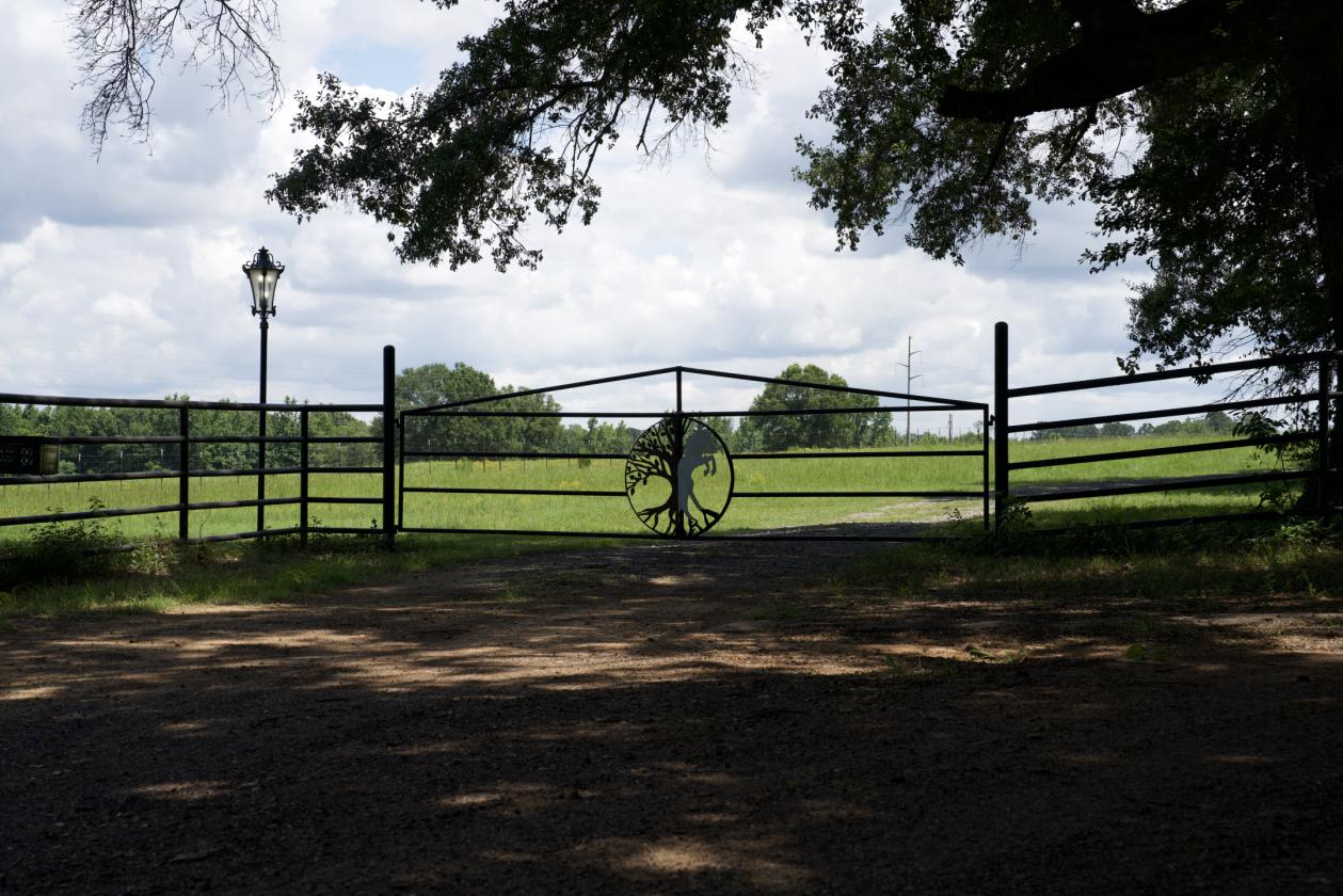 273+/- Acres With 20,000 Square Covered Arena - photo 4