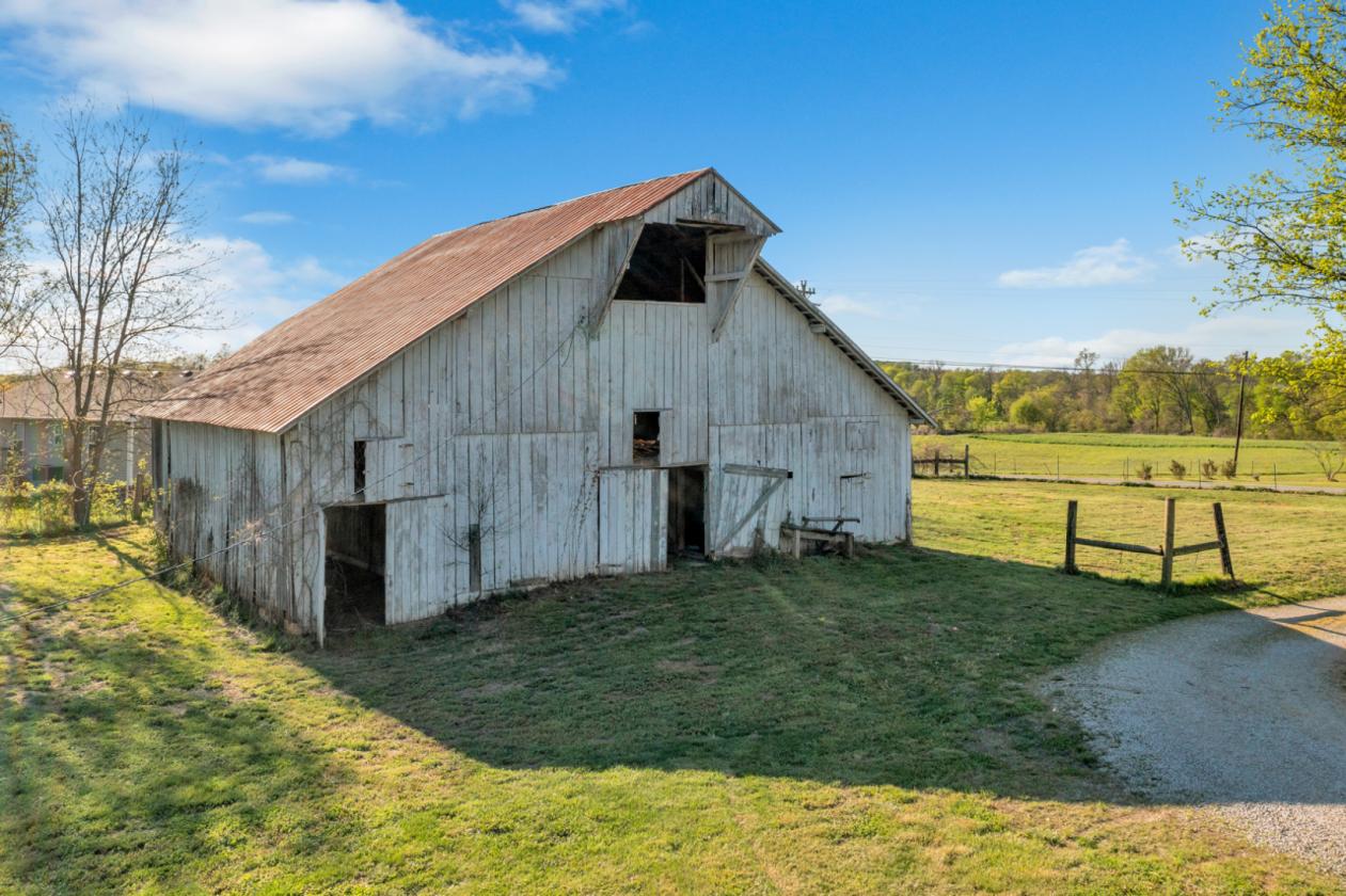 Circa 1878 • Restored Estate • Equestrian Potential - photo 23