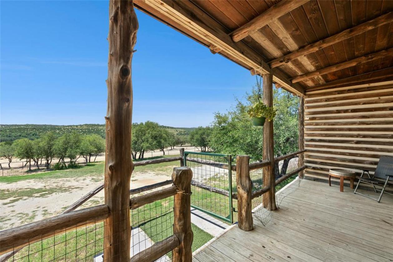 Gentlemens Ranch with Horse Amentities - photo 5