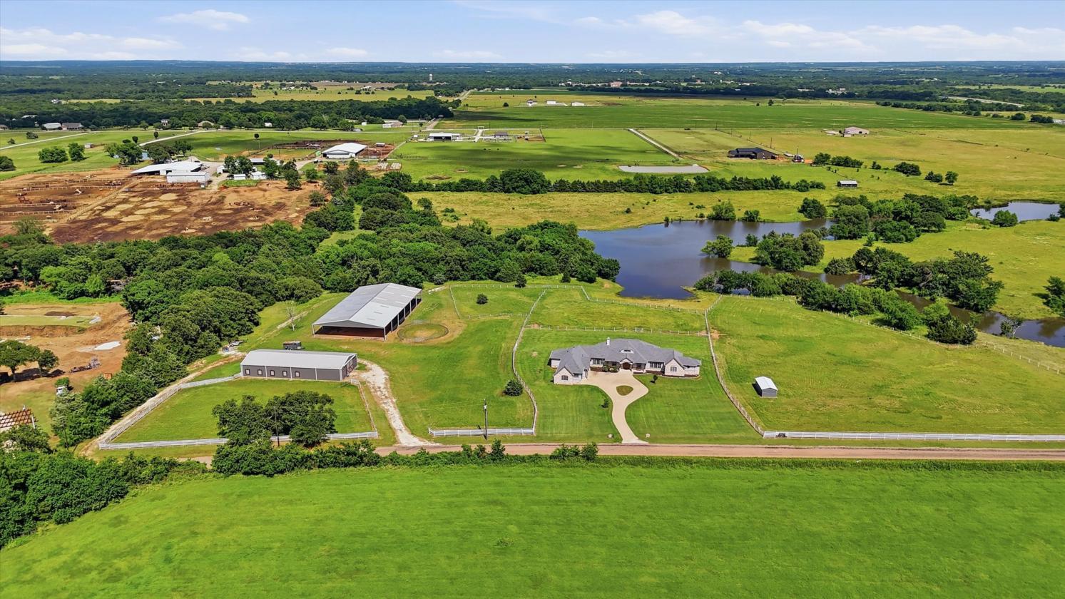 Breathtaking 20+ acre paradise for equestrians - photo 5