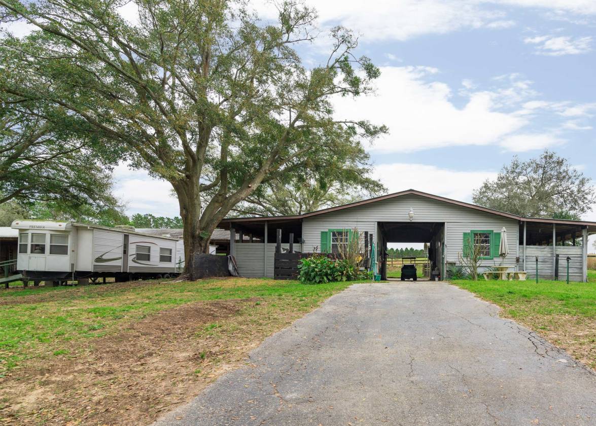 10 ACRE HORSE FARM Dade City, Pasco County, Florida