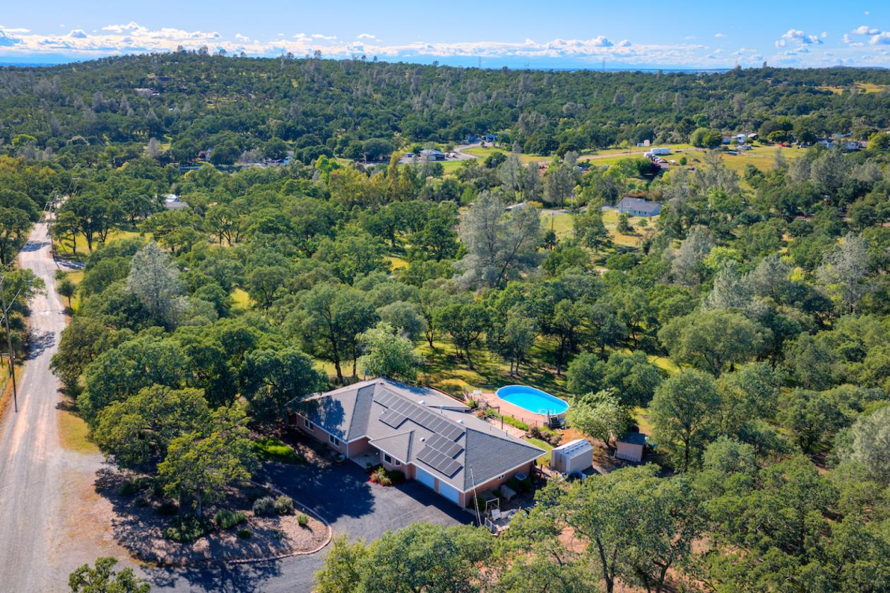 Oh, the POSSIBILITIES!! 5.31 Acres! - photo 27