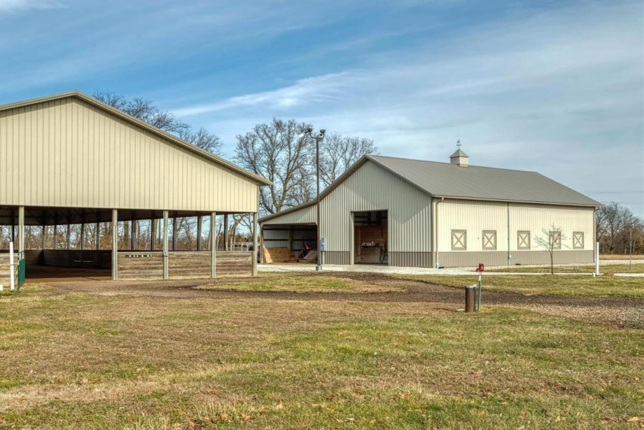 Luxury Equestrian Estate - photo 3