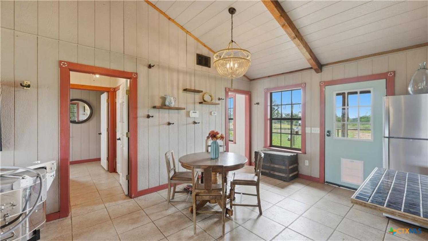 White Rock Ranch Home with 4 Stalls - photo 7
