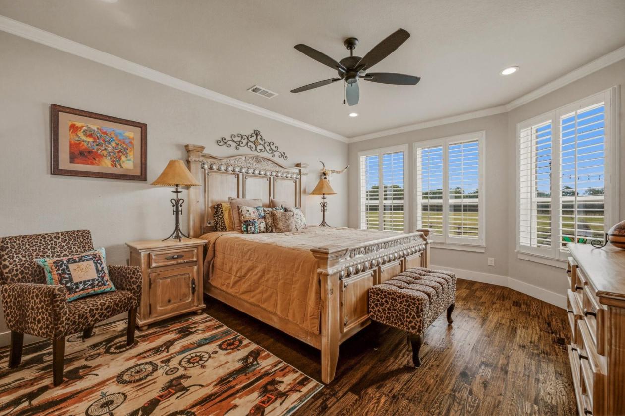 Gorgeous, Rock Home Situated on 15.4 Coastal Acres - photo 12