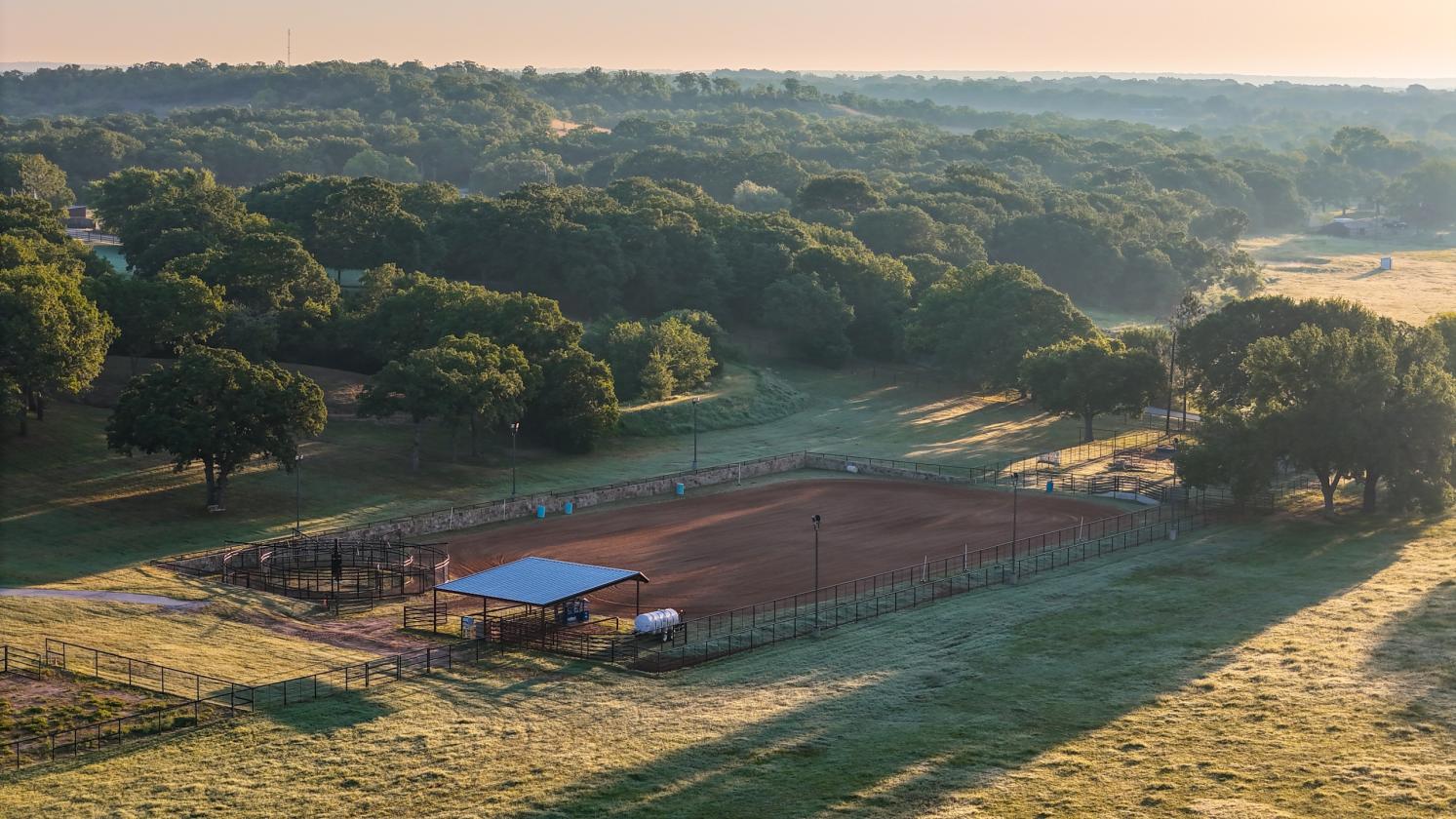 Luxury Equestrian Estate - Wise County - photo 1