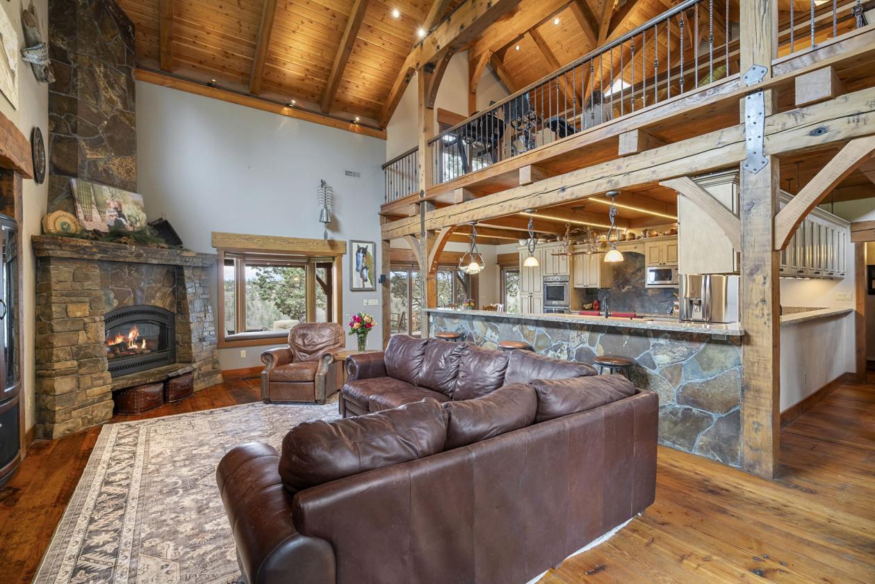 Custom Home, 20 acres, RV Shop, ADU - photo 12