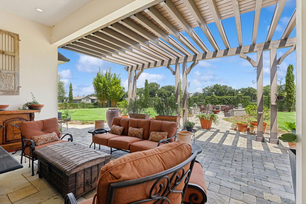 LUXURY TURNKEY 28.62-ACRE EQUESTRIAN ESTATE - photo 10