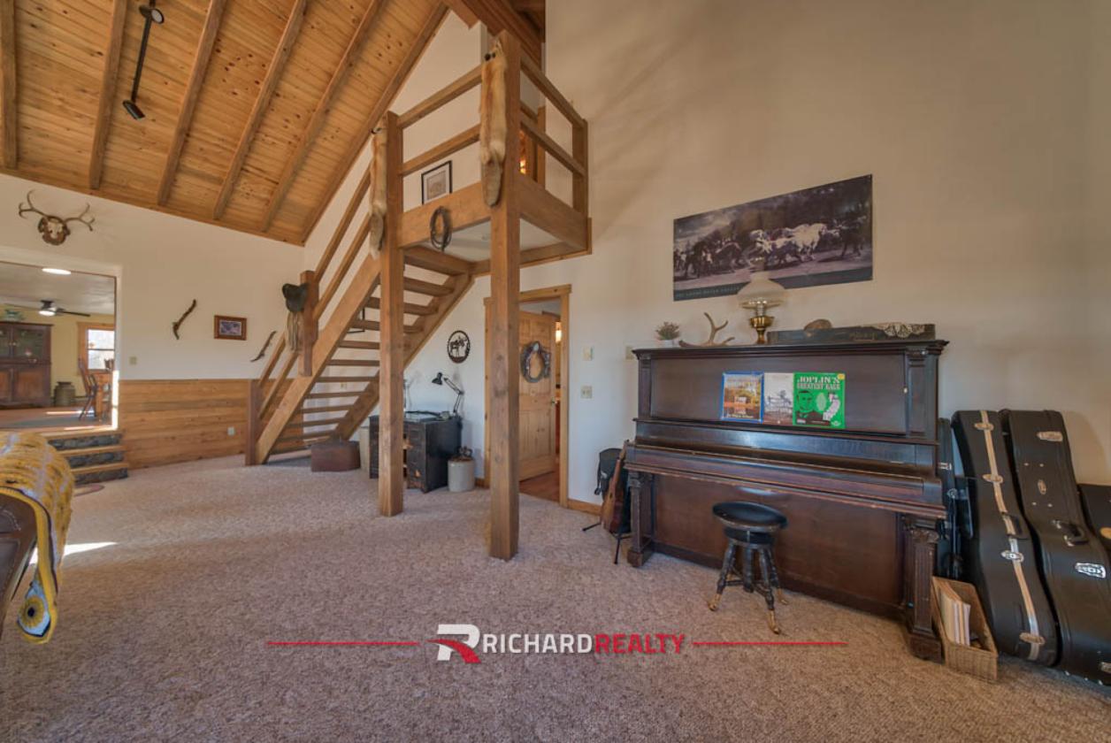 Private 40-acre Horse Ranch with Live Water - photo 17