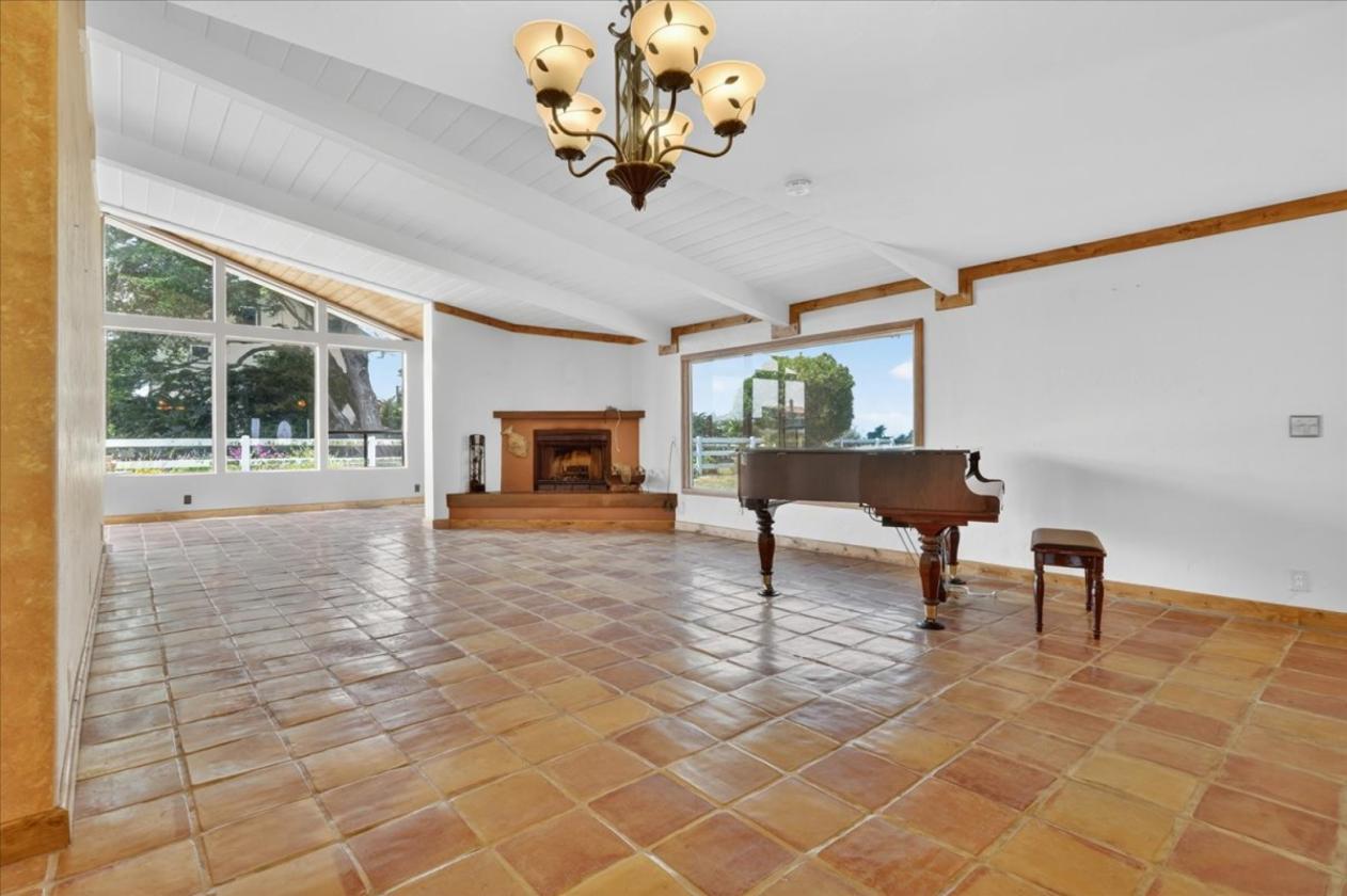 Spectacular horse property with ocean views! - photo 9