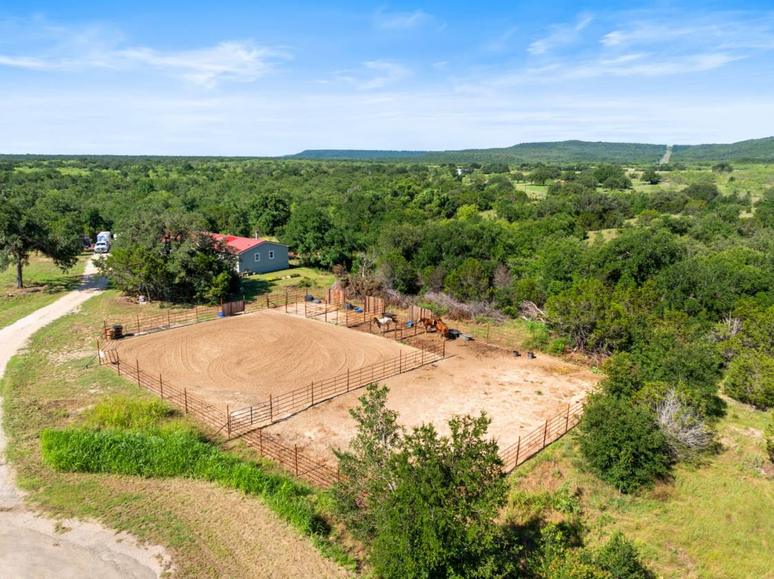 Horse Property for sale.
