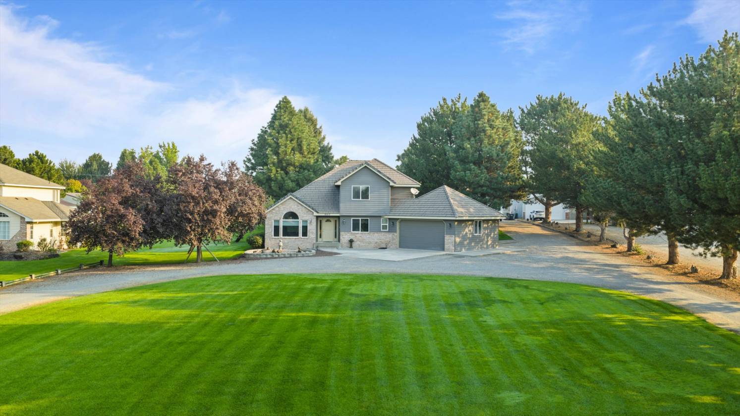 Horse Property for sale.