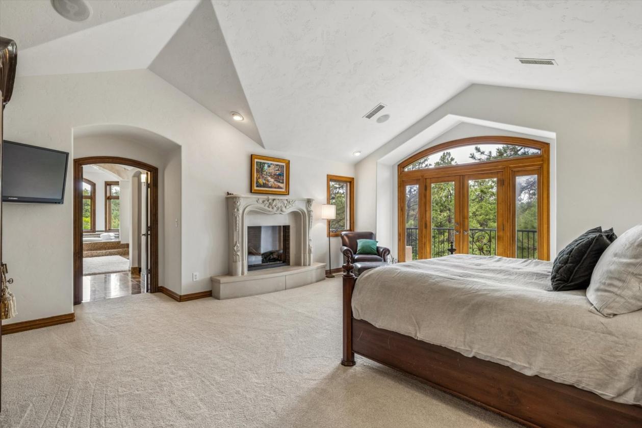 Zoned for horses on 5.13 Acres - photo 13