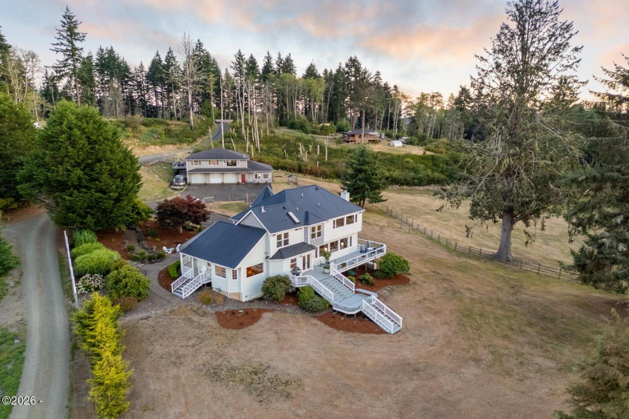 Exceptional Oregon Coast Estate - photo 6