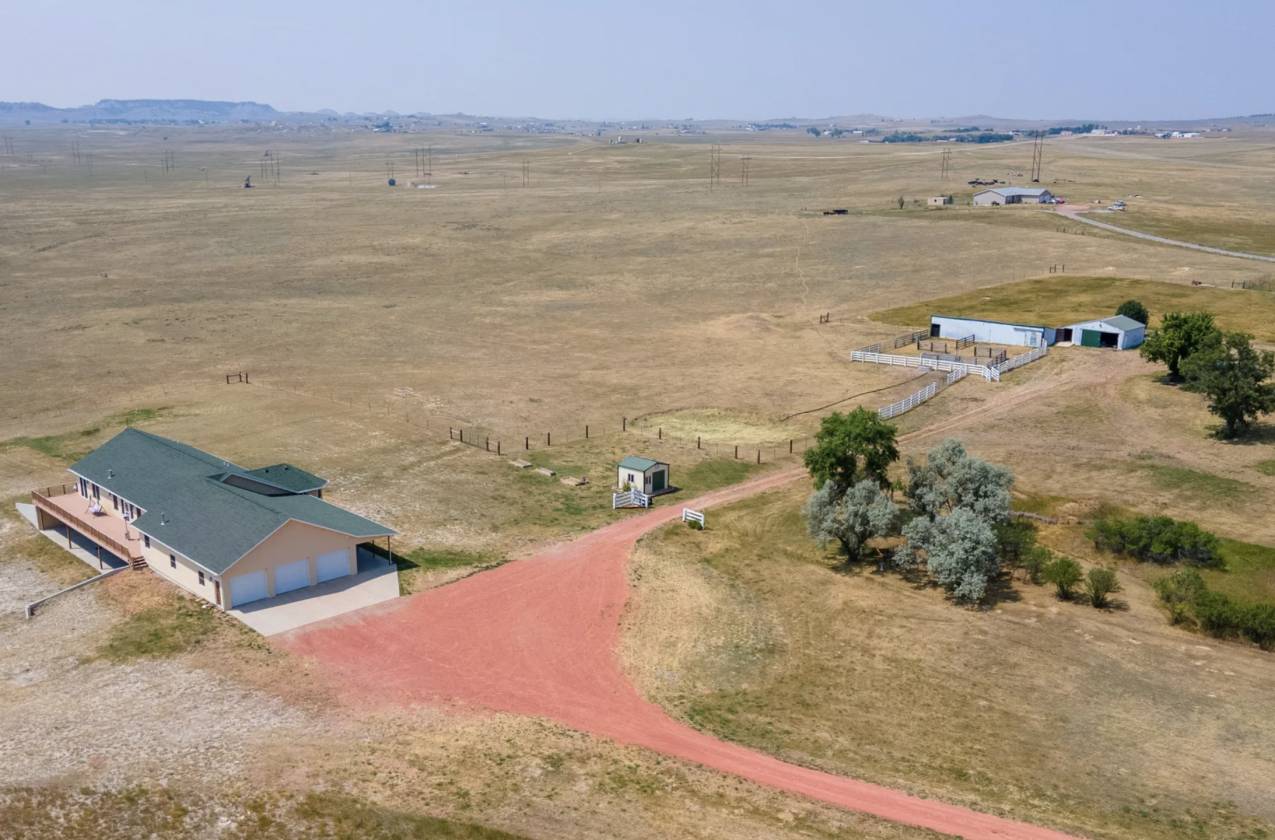 Horse Property for sale.