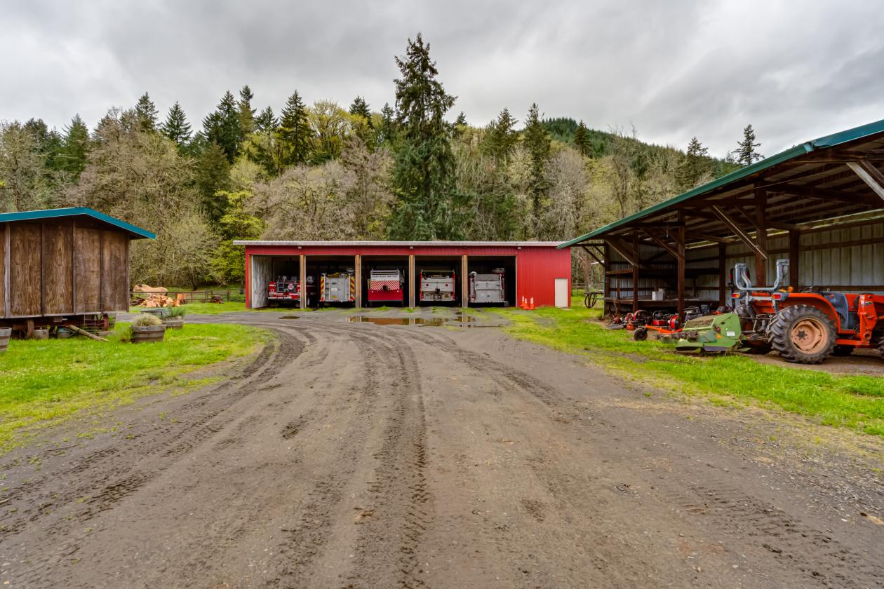 UNIQUE EQUESTRIAN AND ORGANIC FARM PROPERTY - photo 22