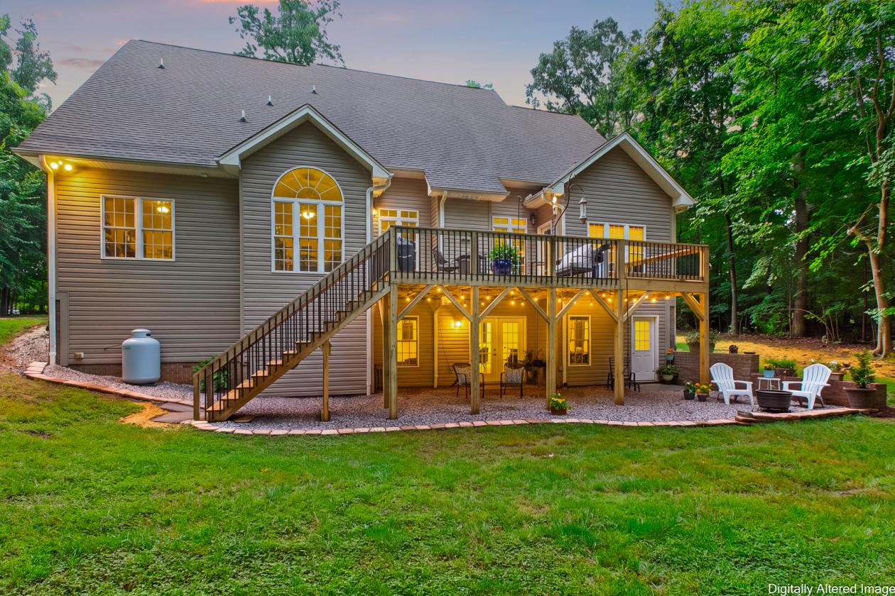 Beautiful mini-farm on 8.46+/- private acres - photo 4