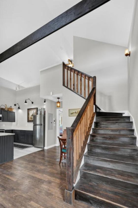 Custom Cottage on 10 Acres in Horse Country - photo 24