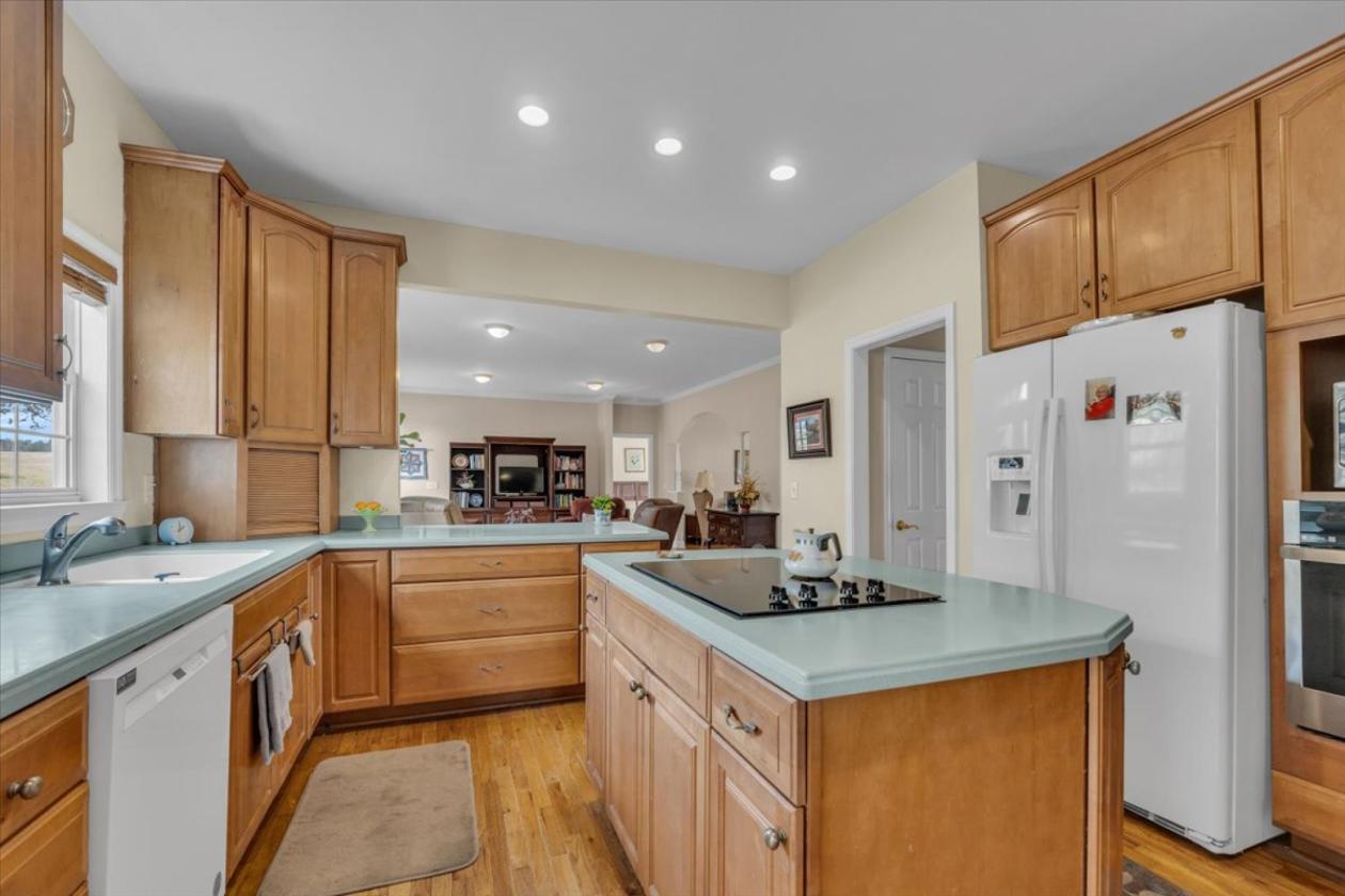 Fieldcrest Farms Estate - photo 10