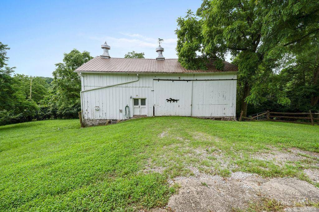 Tranquil country sanctuary on 12 acres - photo 16