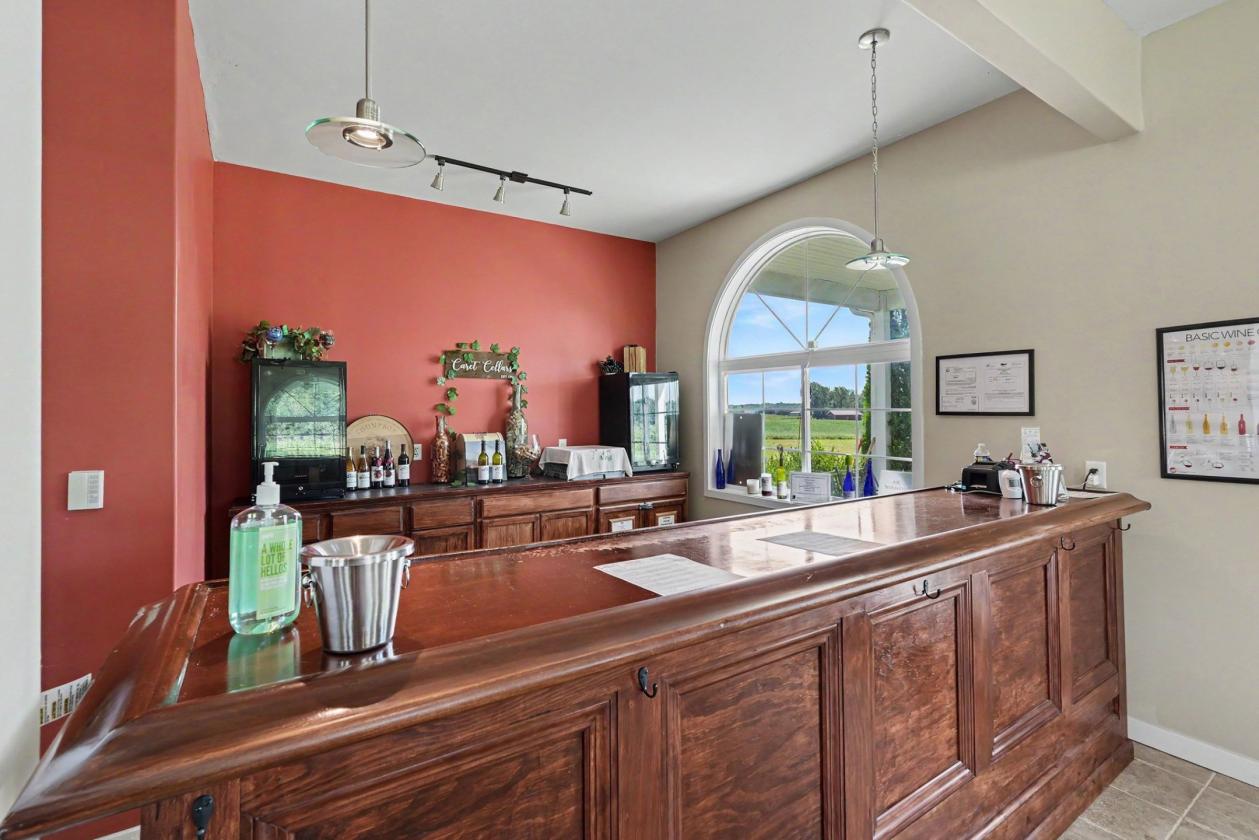 Caret Cellars Vineyard & Winery Auction on 45+- Ac - photo 10