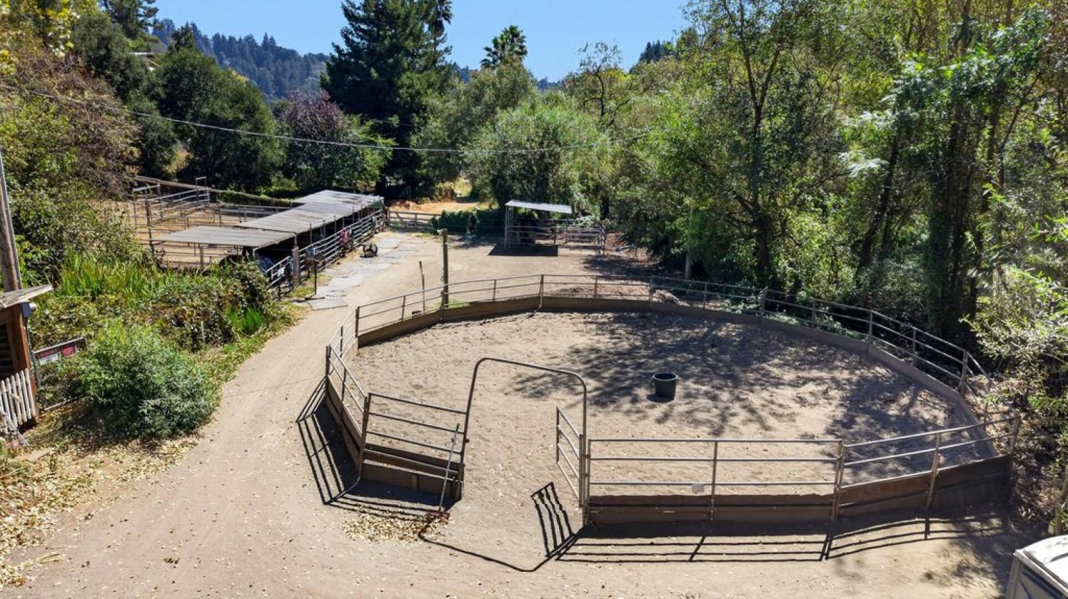 Legendary Willowpond Equestrian Estate - photo 15